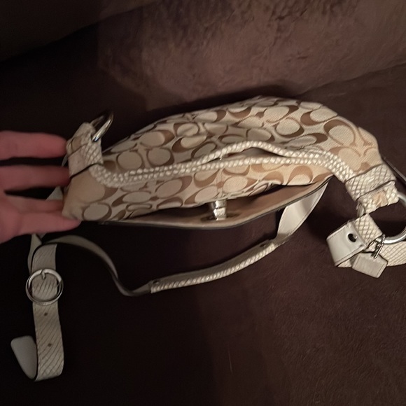 Coach bag. Beautiful condition. Minimal ink stain inside. Will ship immediately. - Picture 6 of 12